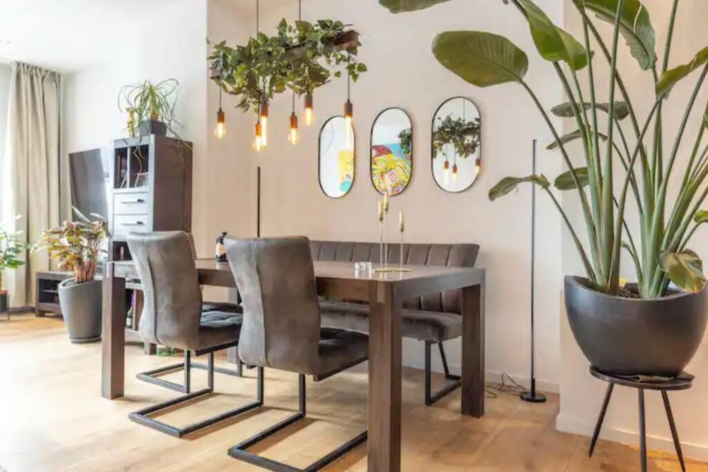 Design Apartment Im Zentrum Von Nienburg! ニーンブルク エクステリア 写真