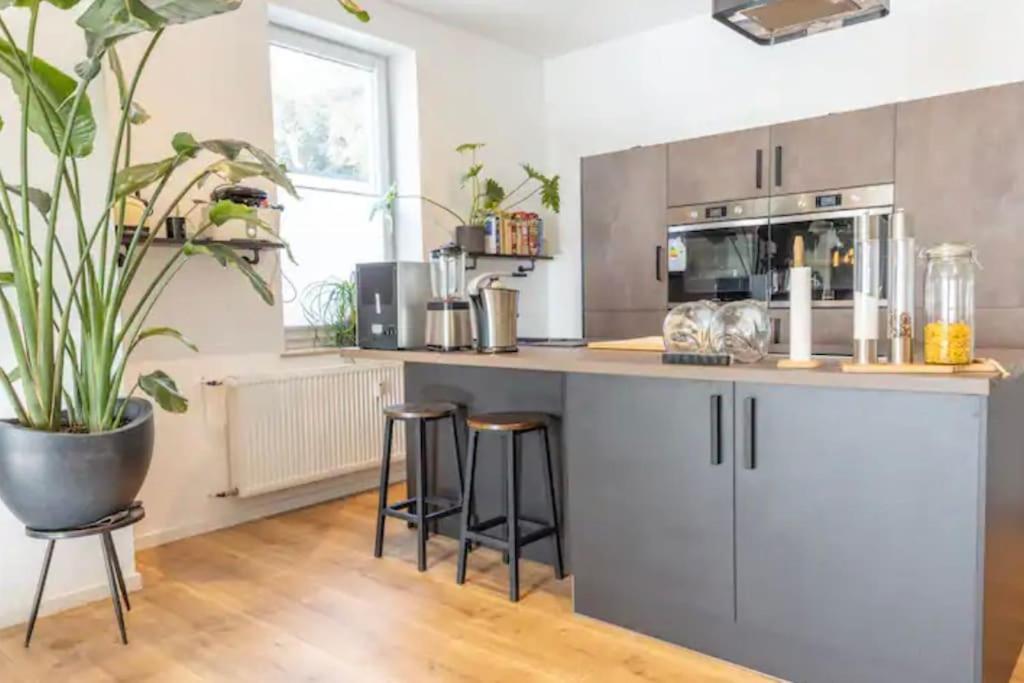 Design Apartment Im Zentrum Von Nienburg! ニーンブルク エクステリア 写真